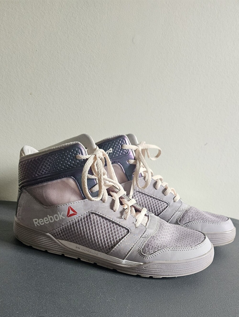 RARE REEBOK IRIDESCENT Dance High Top Sneakers Women Sz 8.5 Purple